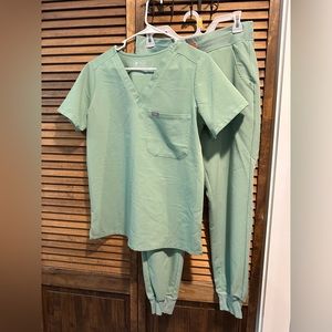 Figs Sage Green Scrubs- Size small